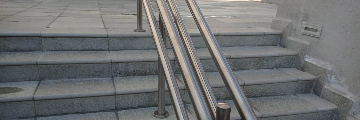 Corrimão de inox de acessibilidade