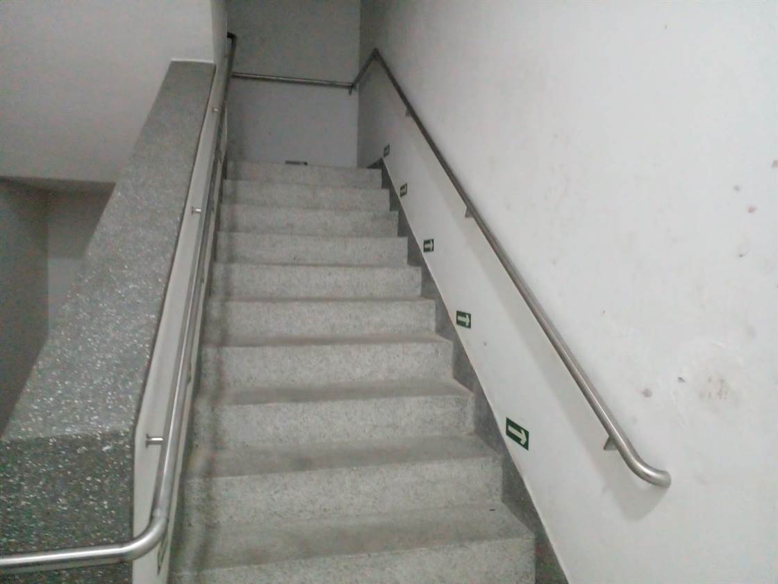 Corrimão de inox preço por metro